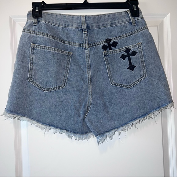 Cross Embroidery Denim Shorts - Picture 2 of 4